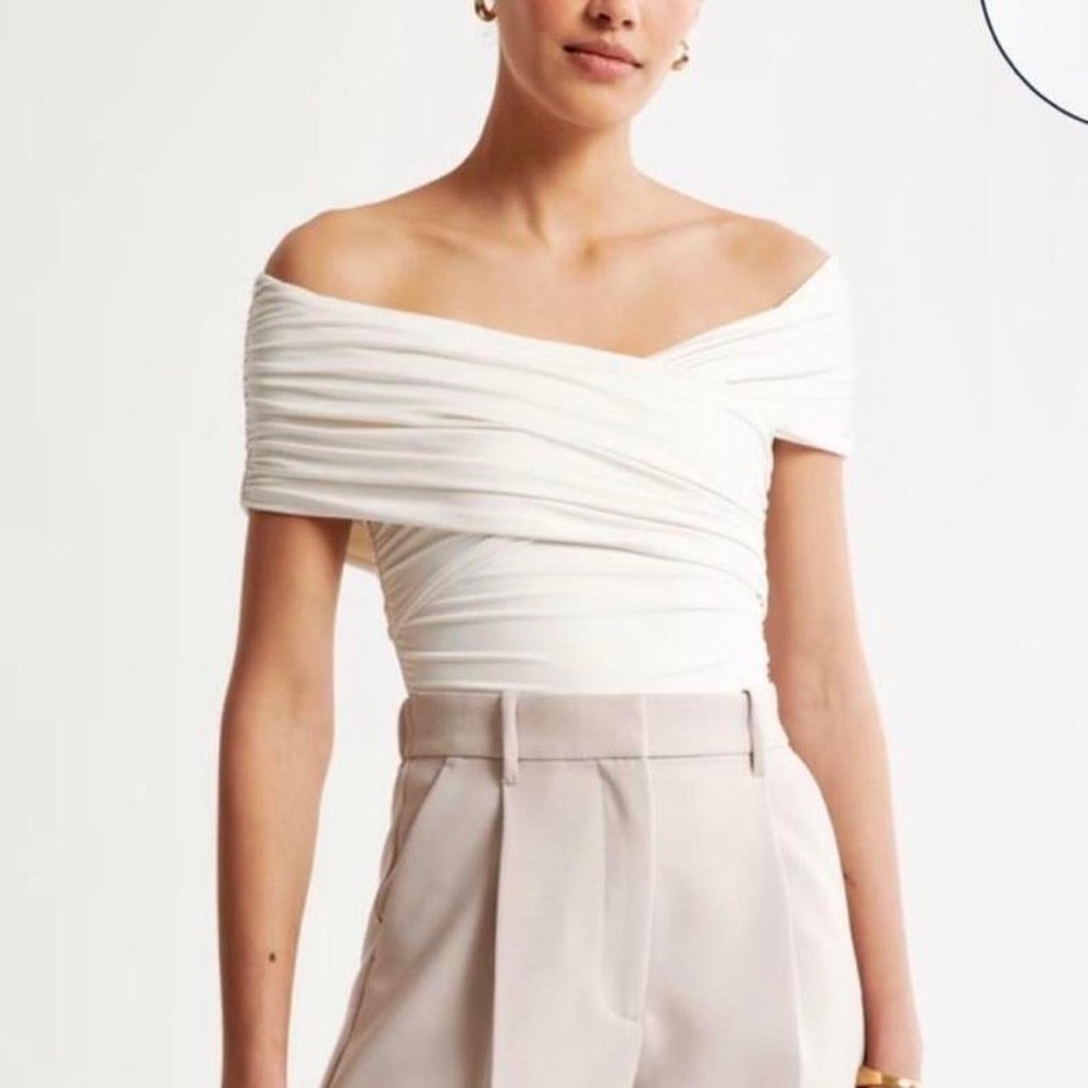Abercrombie & Fitch Off-The-Shoulder Ruched Wrap Top